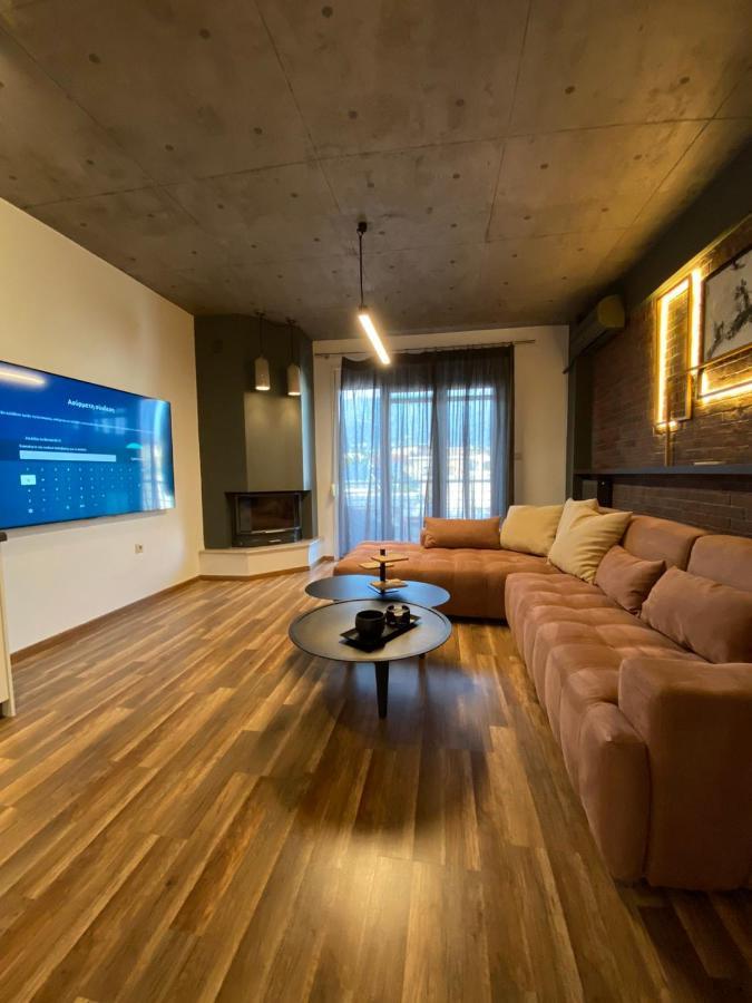 The Grey Apartments Волос Экстерьер фото
