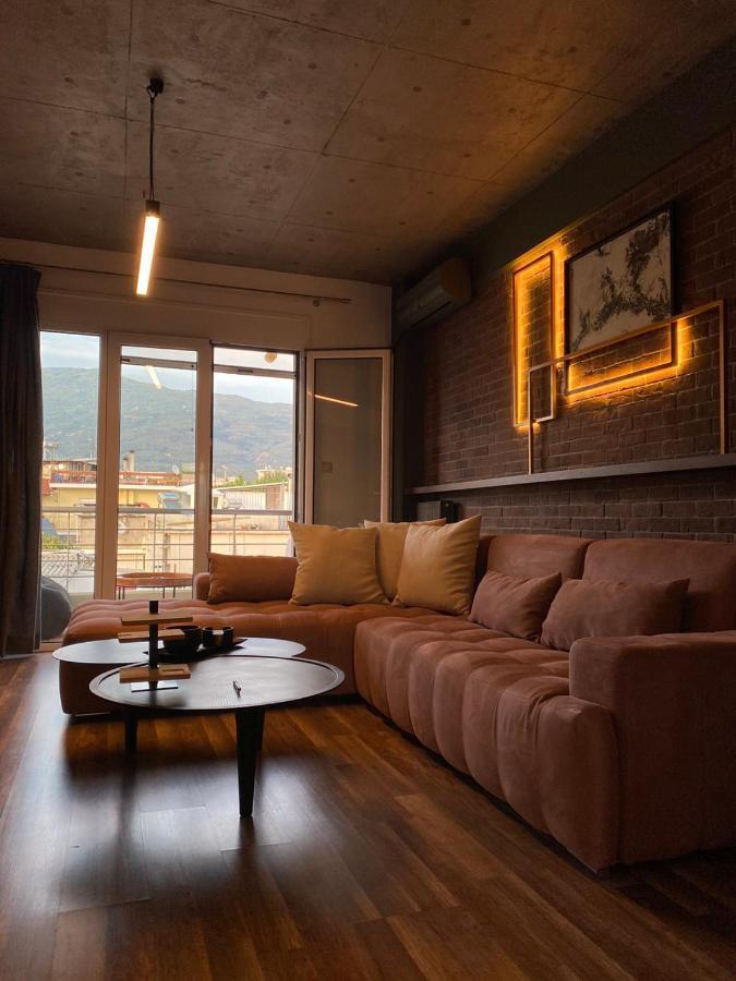 The Grey Apartments Волос Экстерьер фото